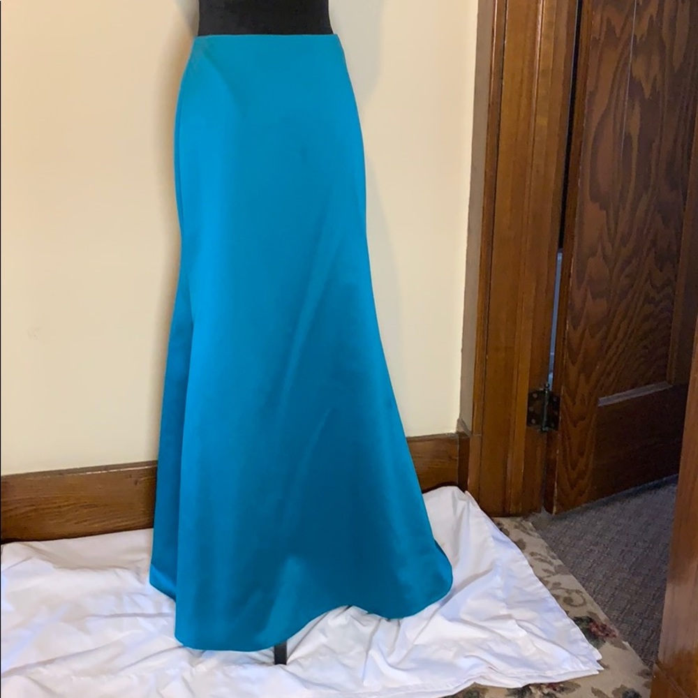 David’s Bridal turquoise mermaid skirt, 4